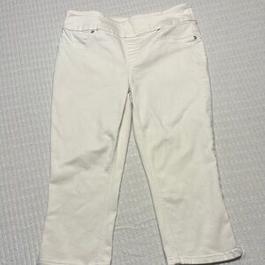 Chic White Capri Pants by Chico’s